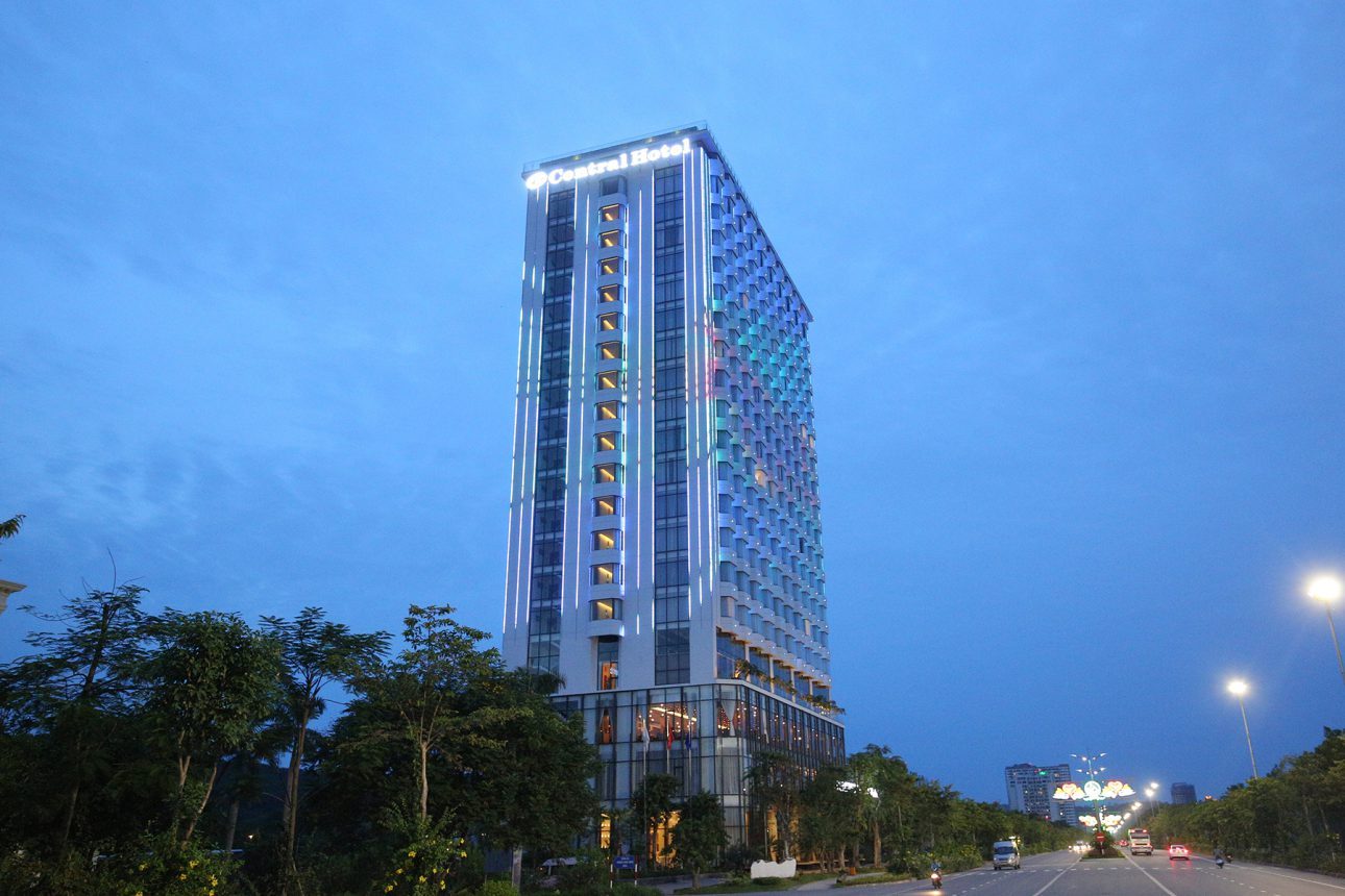 Central-Luxury-Halong-Overview-1290x860